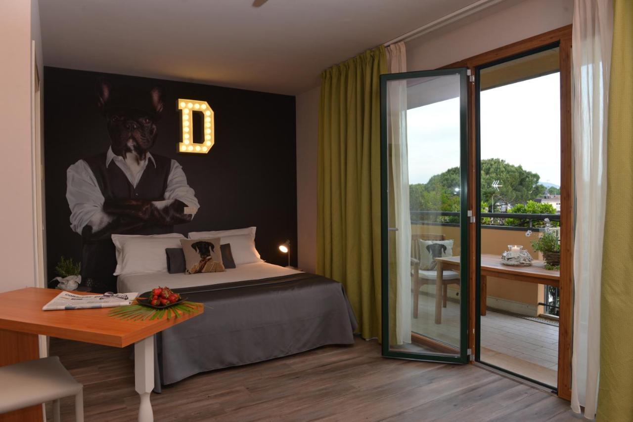 Residence Dory Riccione Bagian luar foto